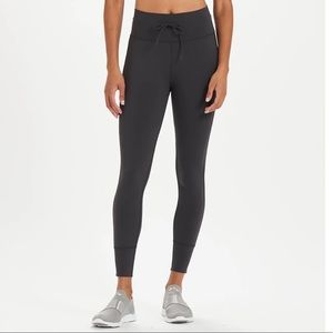 Vuori Daily Legging